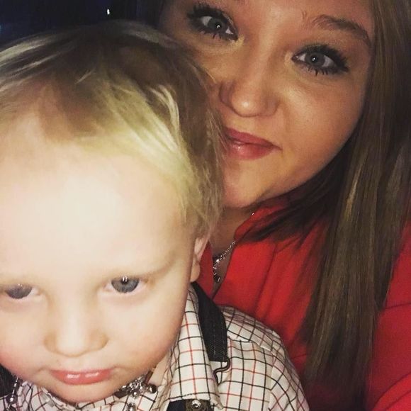 Meet your Posher, Chelsea - Picture 1 of 1